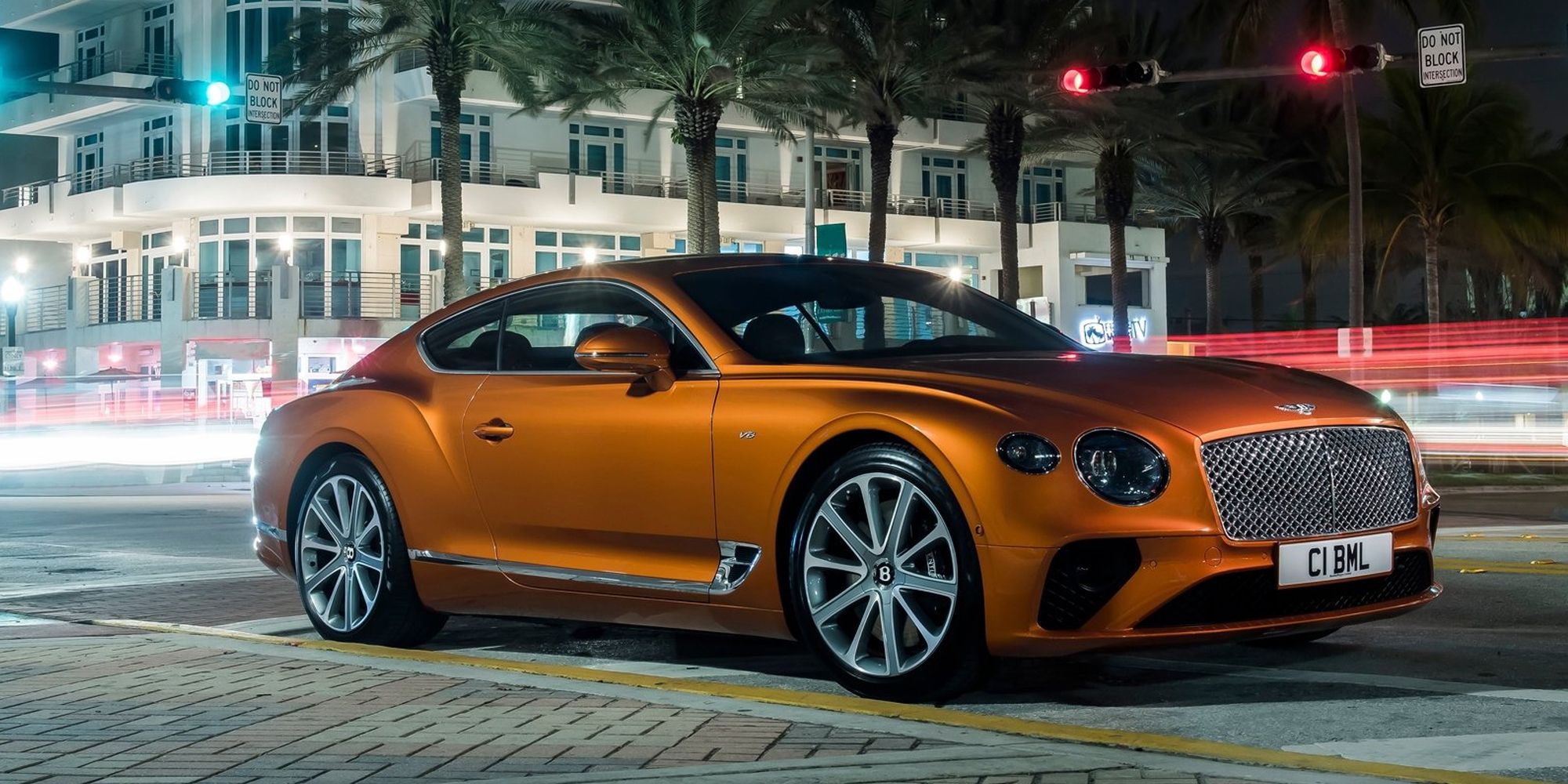Front 3/4 view of the Continental GT V8