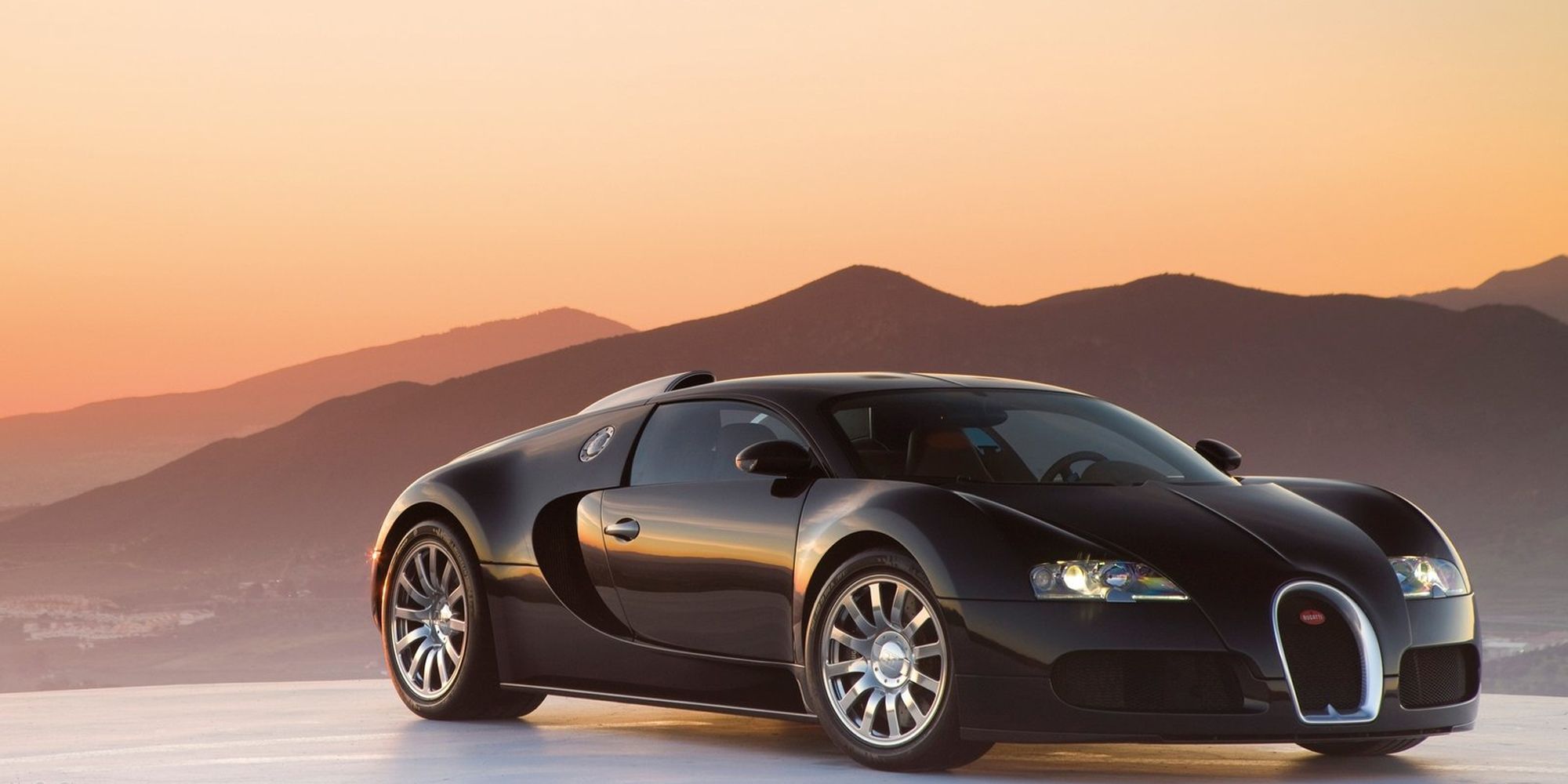 Front 3/4 view of a black Veyron