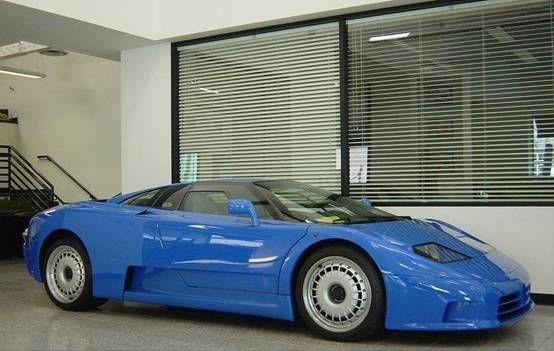 Bugatti_EB110_GT