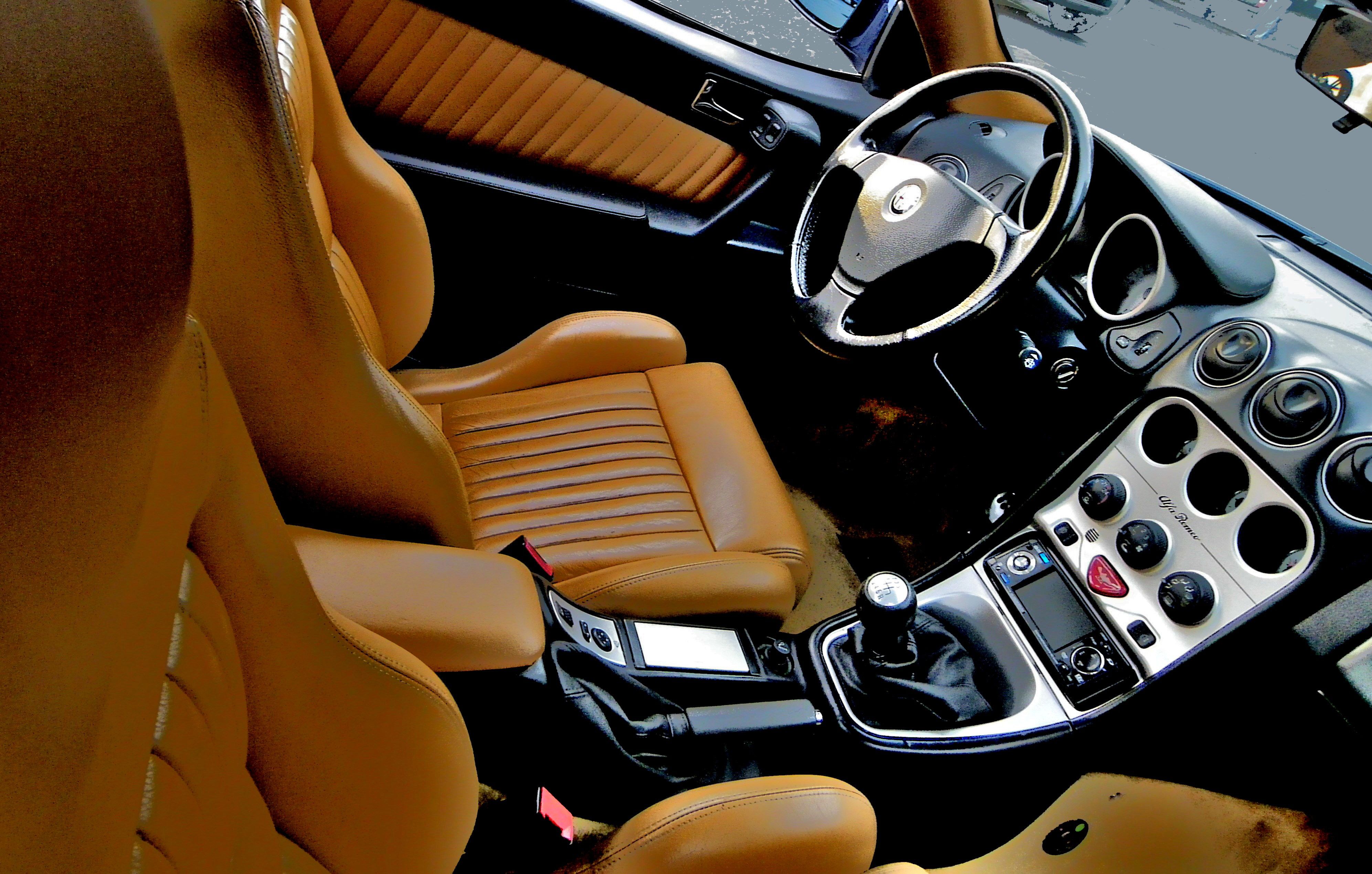 Alfa Romeo 2002 GTV Interior