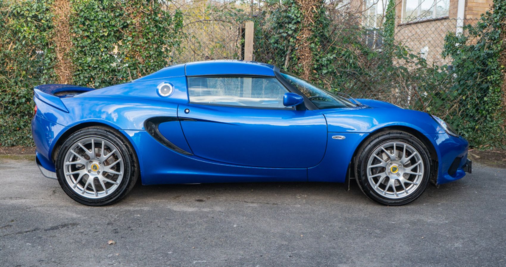 Lotus Elise - Side