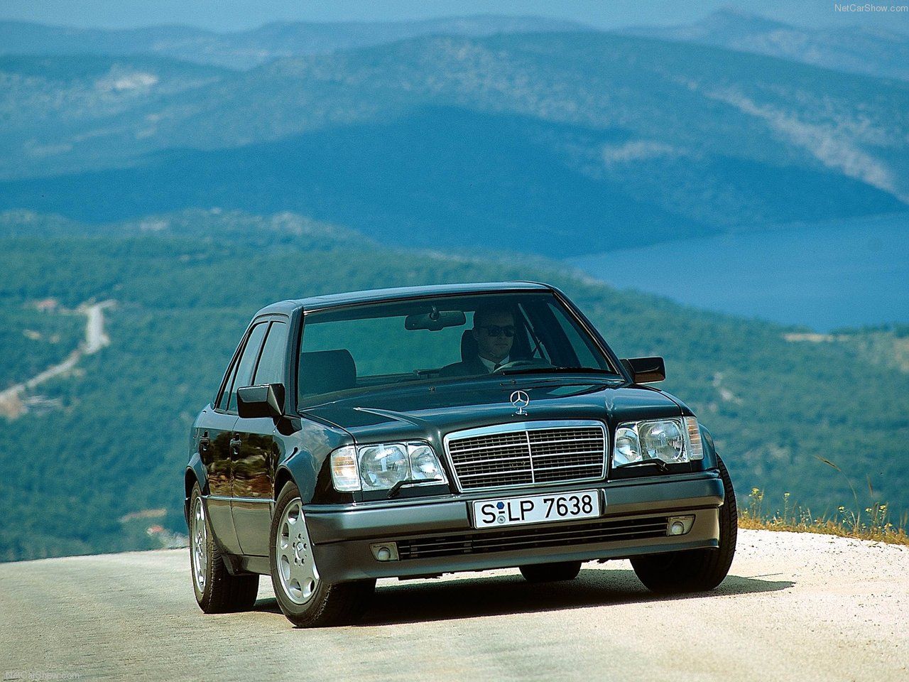 Mercedes-Benz-500E-1991