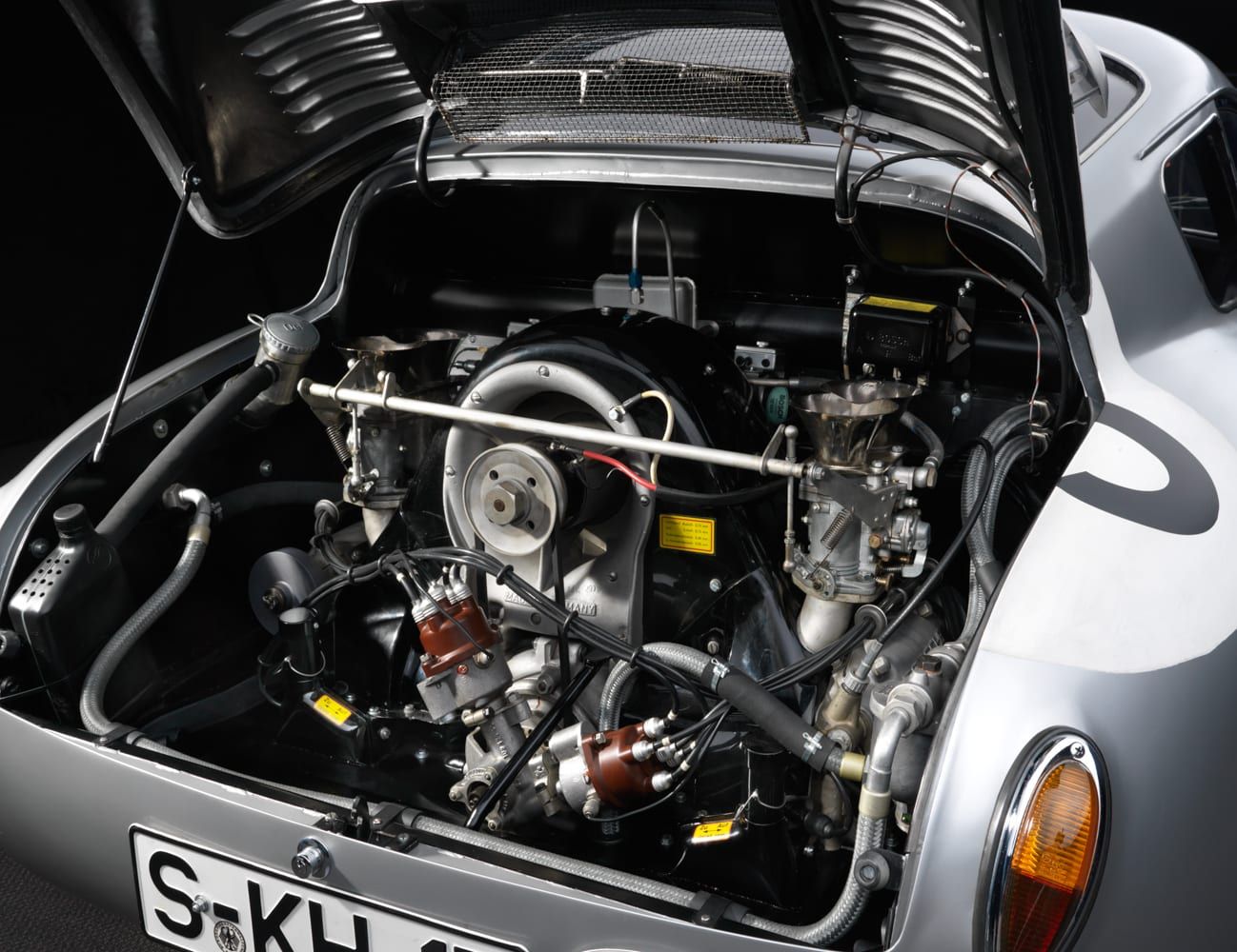Porsche-Abarth-engine
