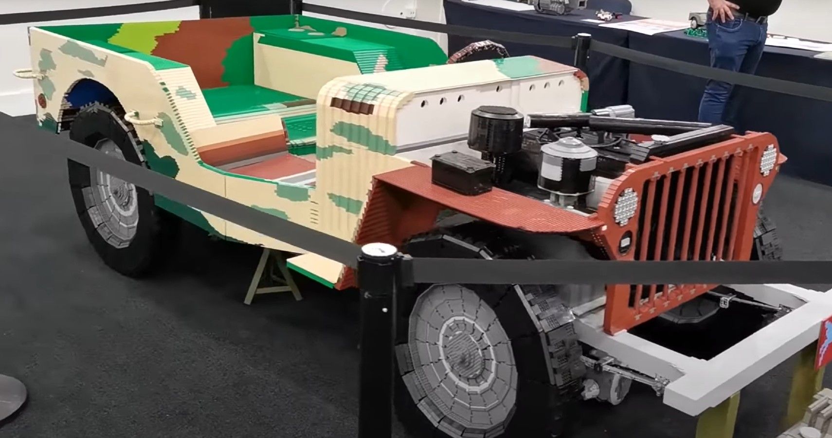 120,000 piece LEGO Jeep model