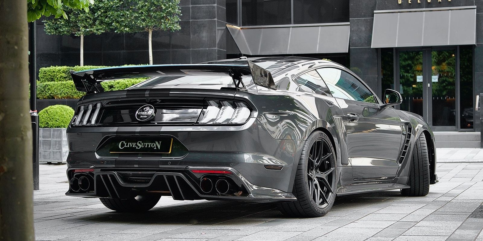 Sutton Mustang CS850GT 1 Cropped (1)