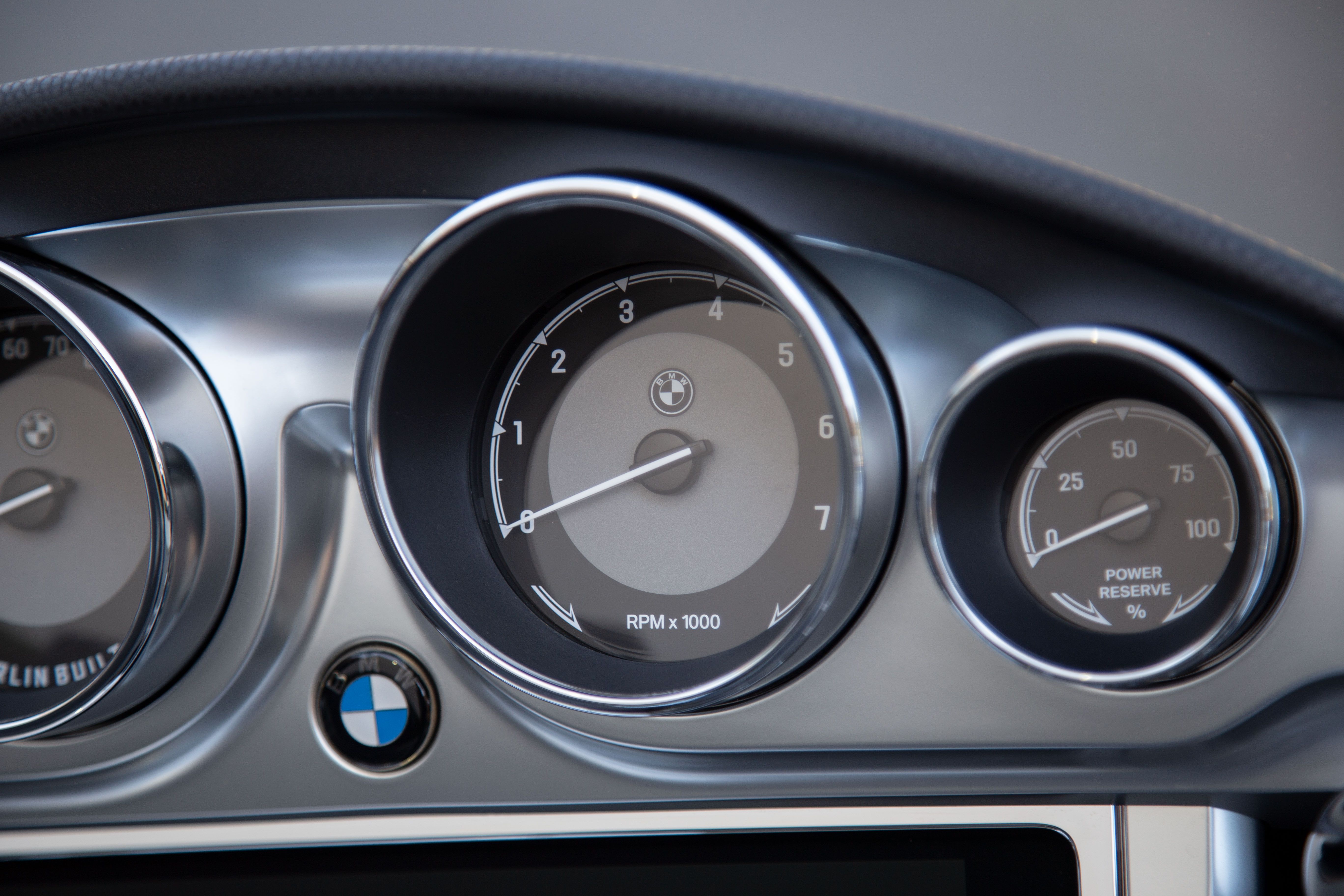 10 Essential Riding Habits Every Motorcyclist Needs To Know