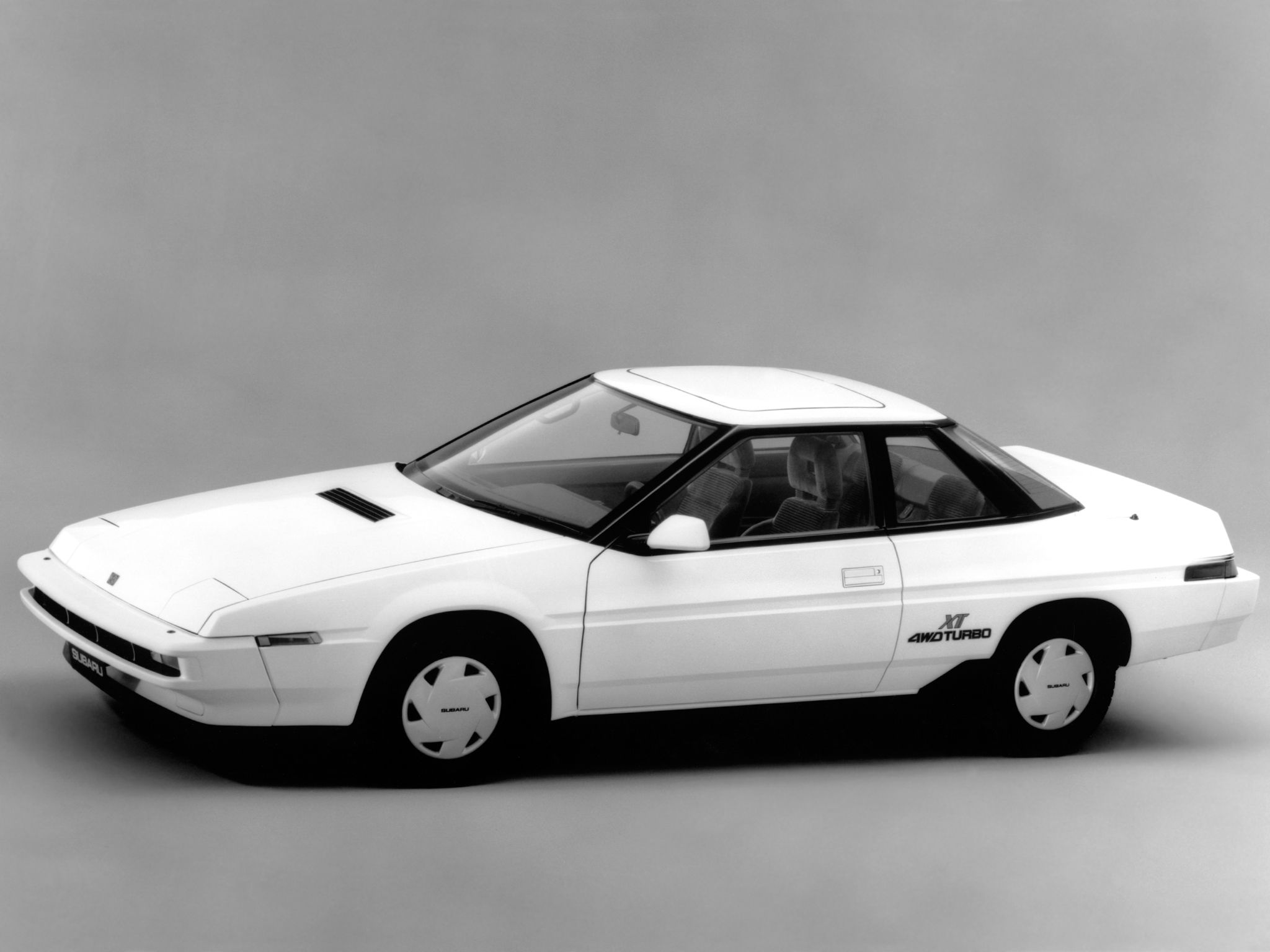 Subaru_XT_Coupe_1985 White Top Down View