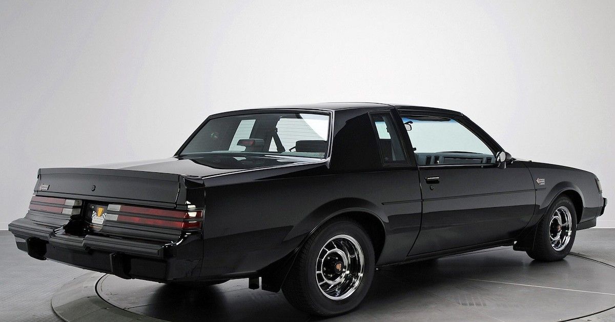 8 Forgotten Classic Car Features That Were Actually Cool