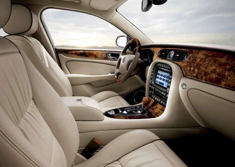 2006 Jaguar XJ's Interior