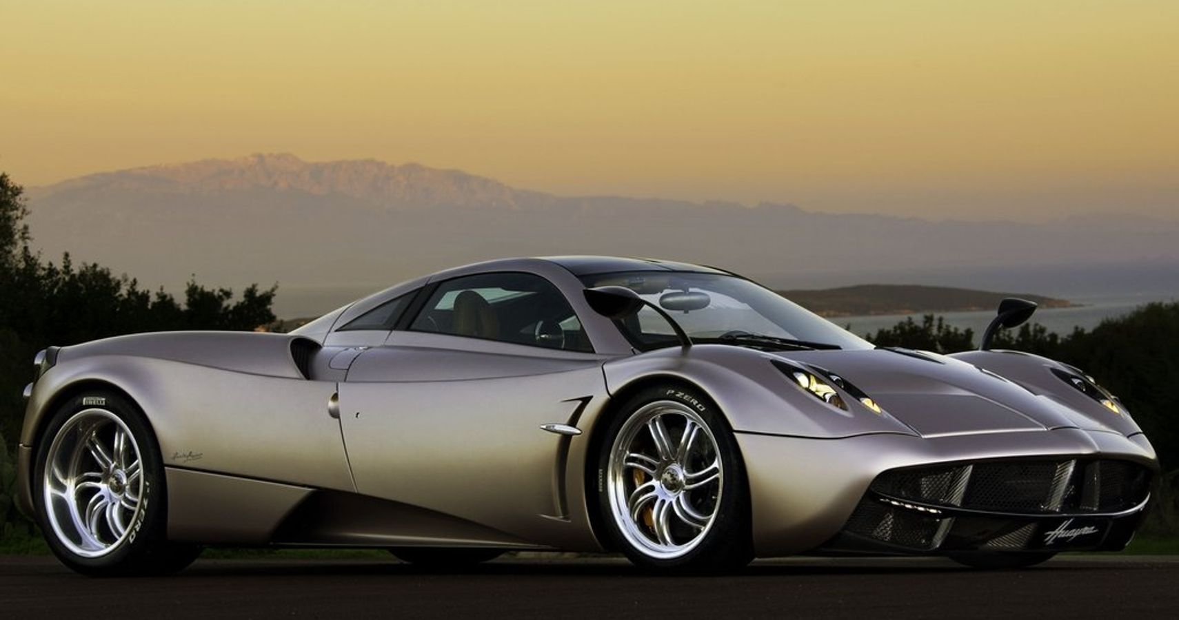 10 Of The Coolest Hypercars Of The Last 20 Years