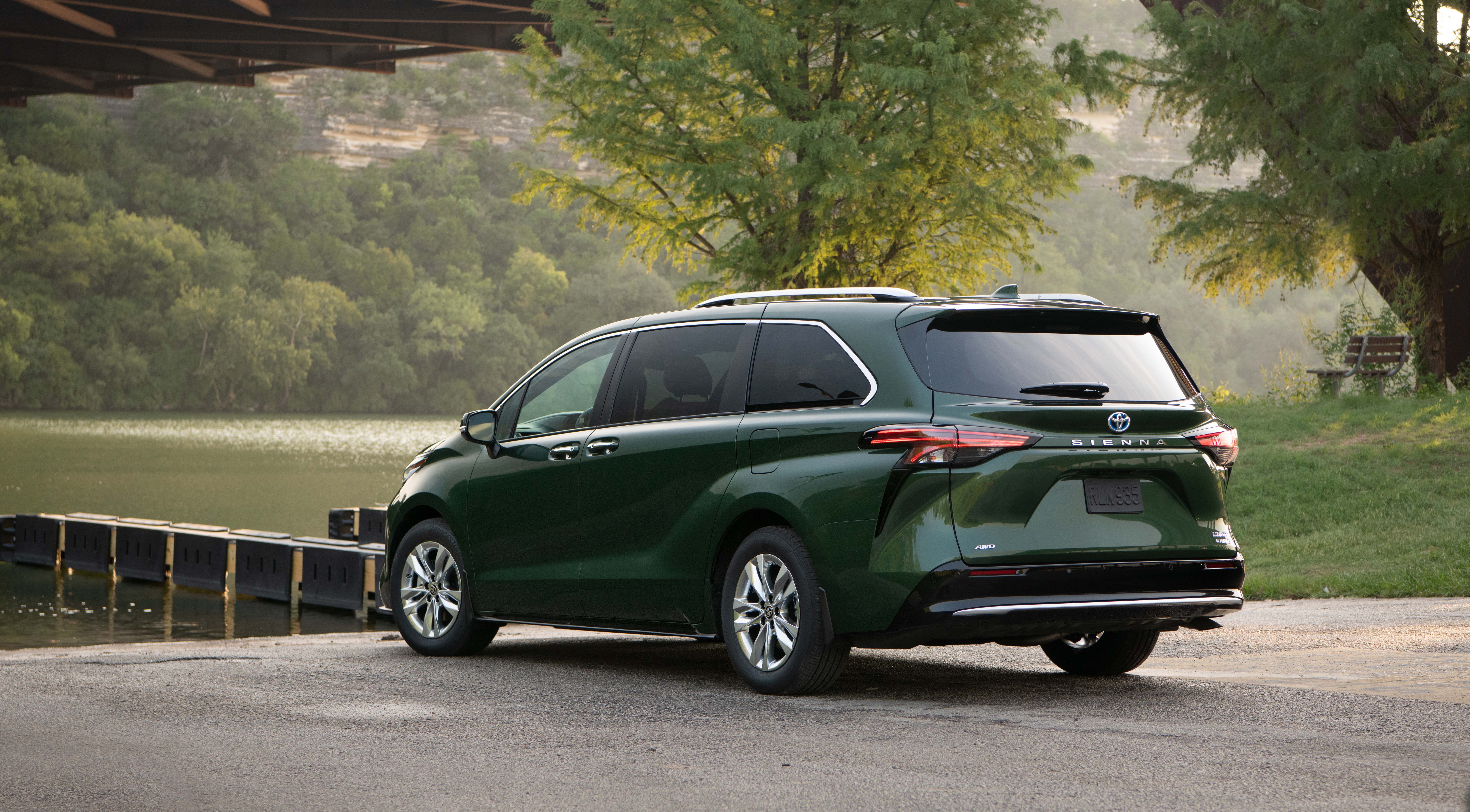 A side view on the 2022 Toyota Sienna Limited. 