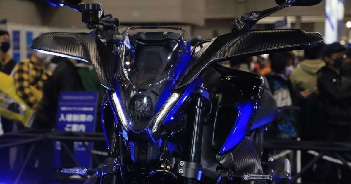 2022 Yamaha MT-09 Cyber Rally front fascia close-up view