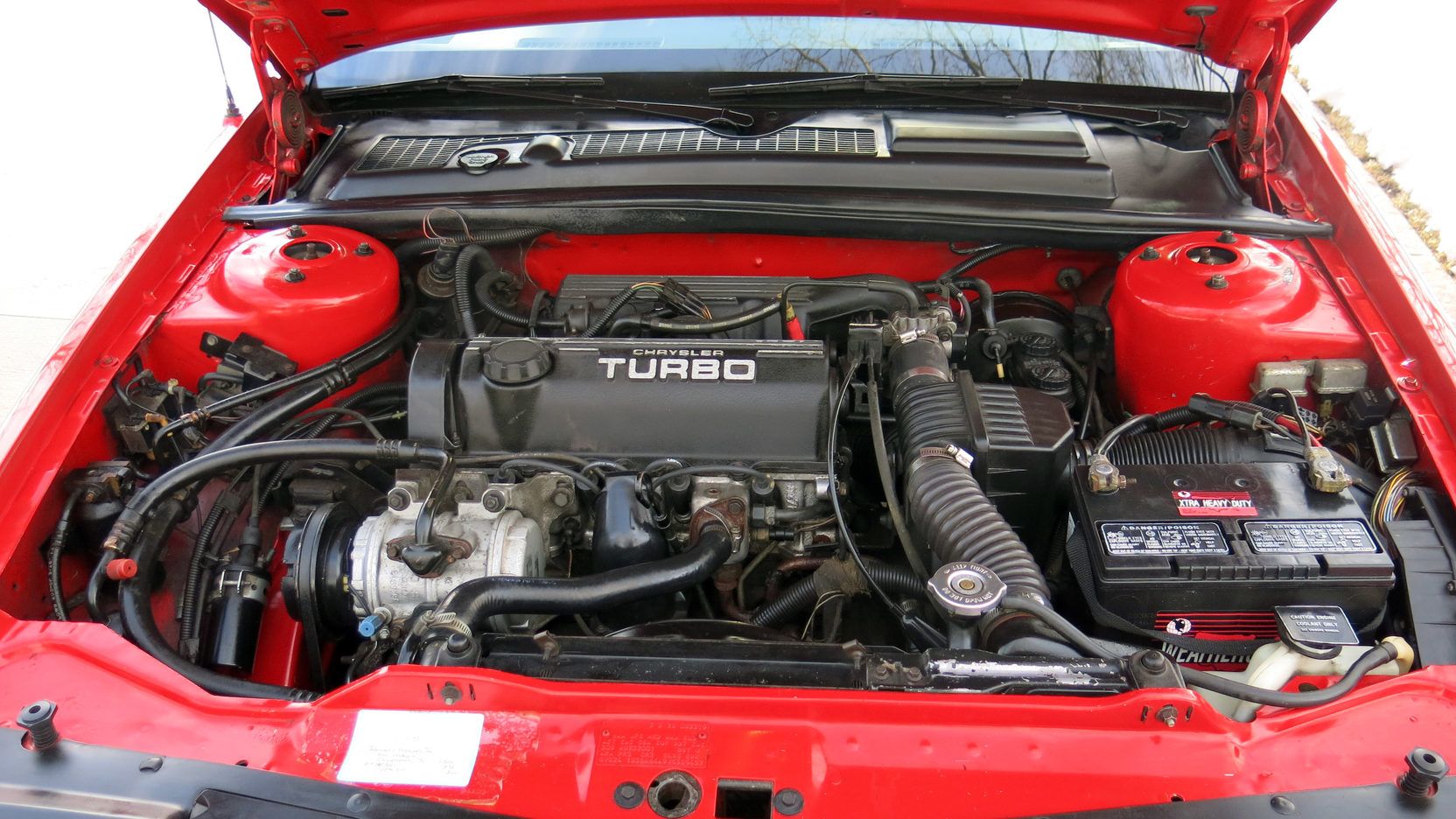 Dodge-Daytona-Turbo-engine-1
