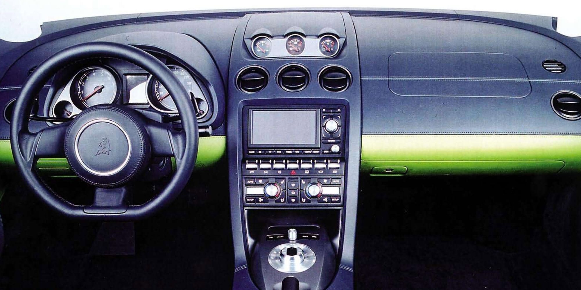 The interior of the Gallardo, black and green leather