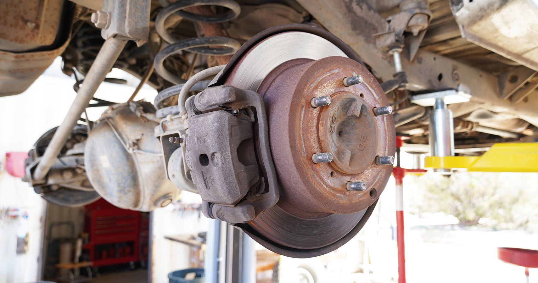 DIY: How To Replace Rear Brake Pads And Discs On A 1998 Mitsubishi Montero