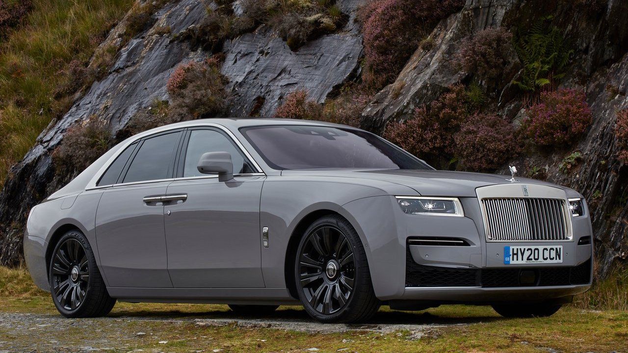 Rolls-Royce-Ghost-Front