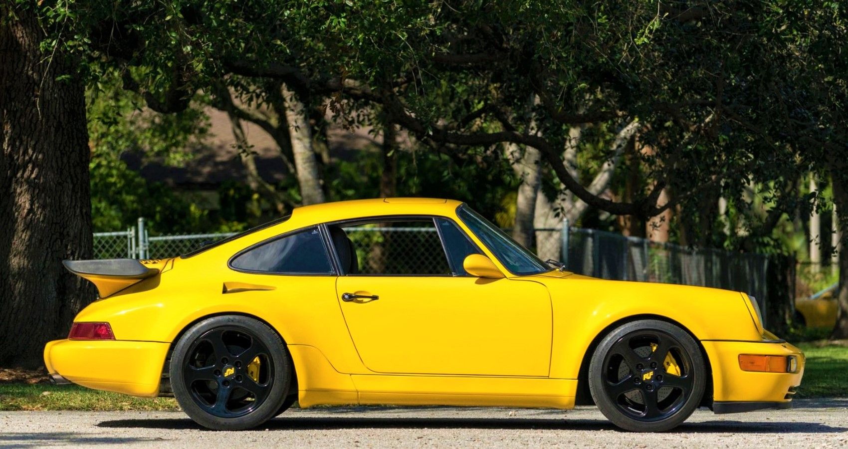 10 Most Dangerous Sports Cars Ever Made