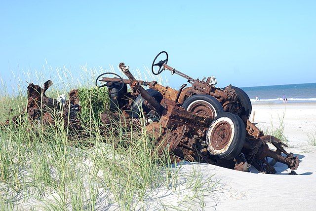 Rust by Ocean via Wikimedia Commons
