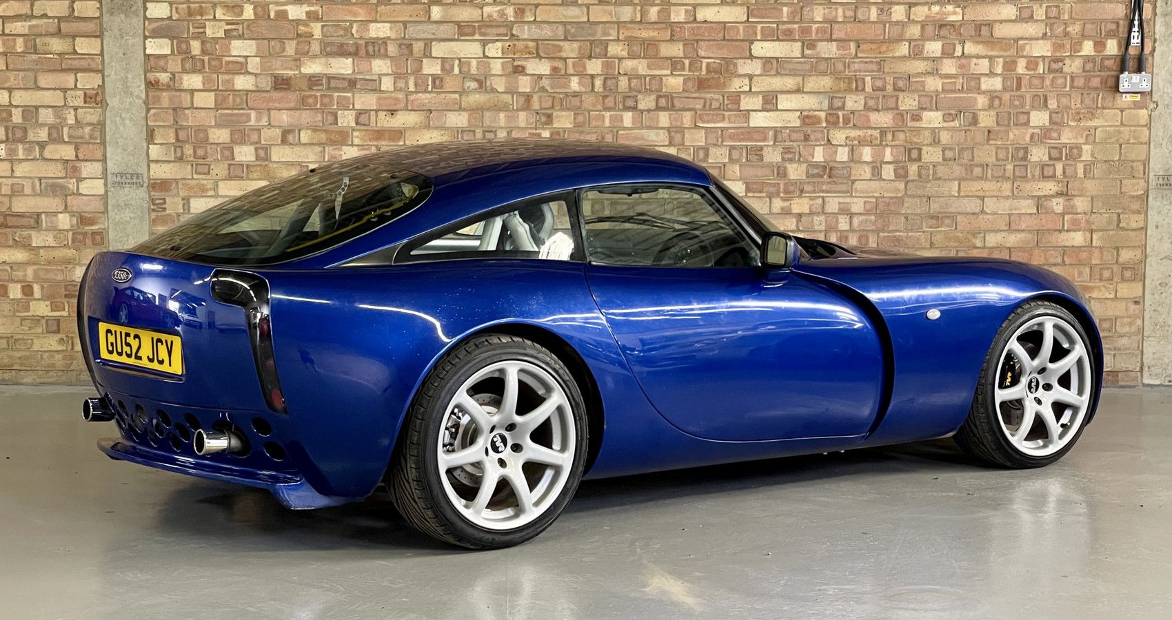 8 Awful European Sports Cars No One Should Buy