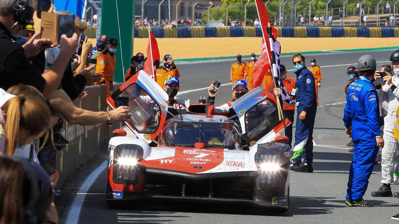 Toyota-Le-Mans-Winner-1