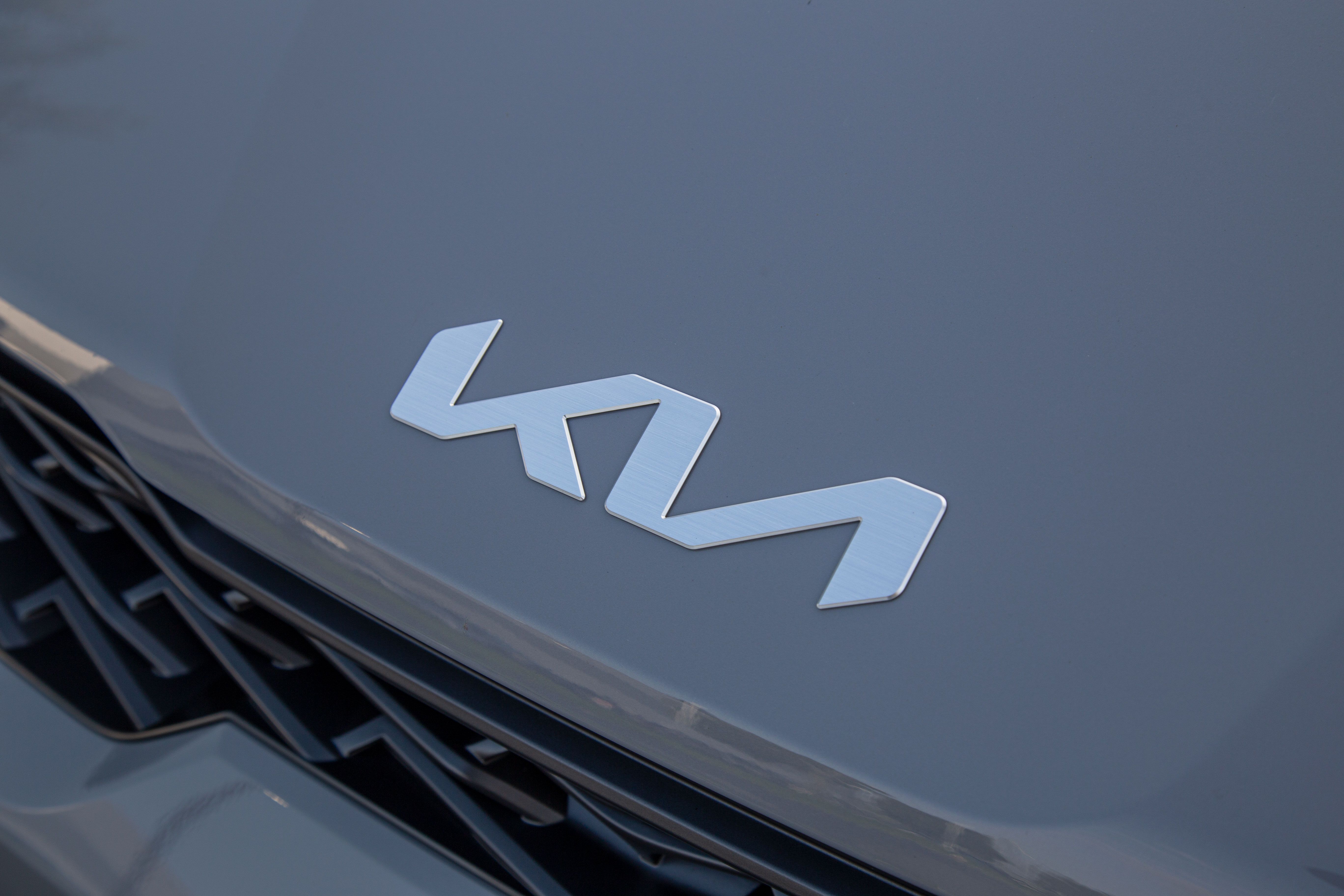2022 Kia K5 GT-Line AWD Kia Logo