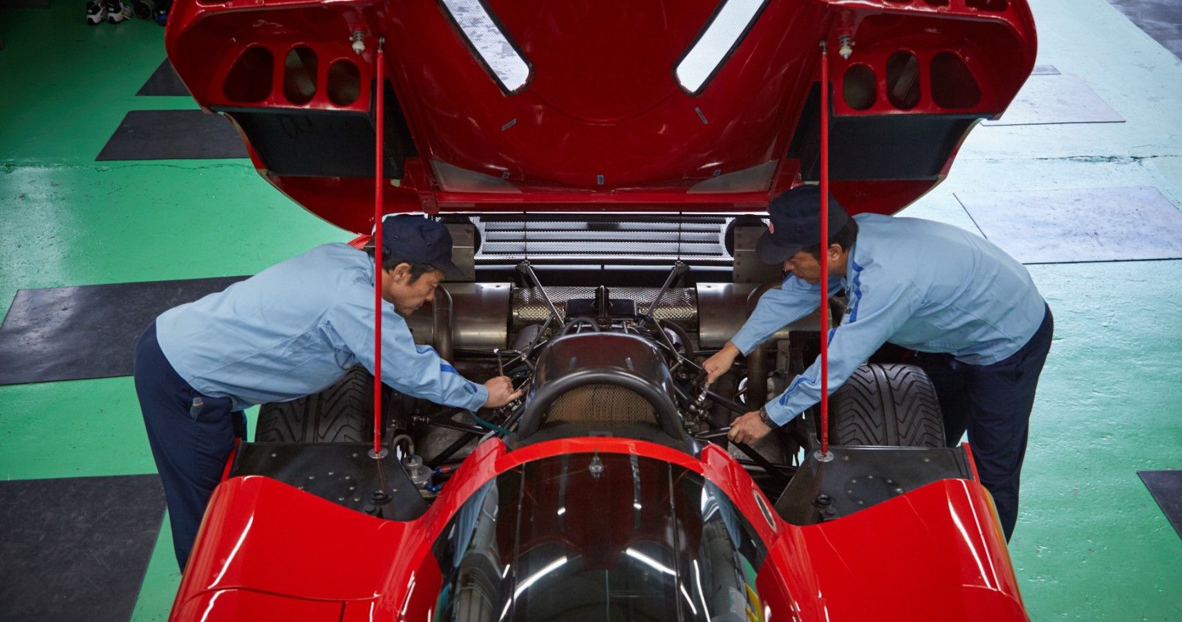 Yamaha OX99-11 being worked on by engineers