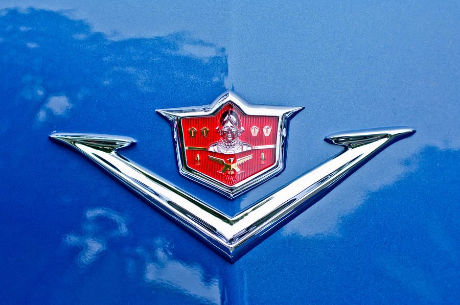 1953-desoto-firedome-convertible-emblem-jill-reger