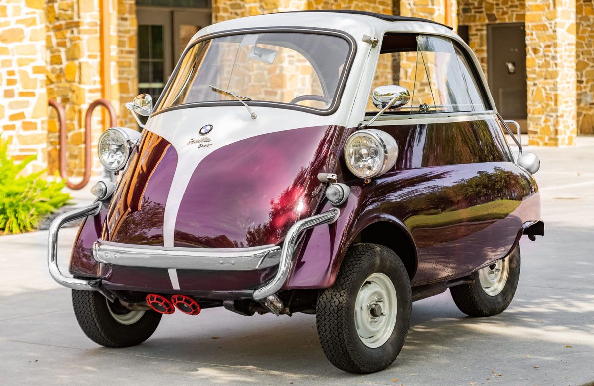 Single-Cylinder 1958 BMW Isetta Microcar In Dark Red and White Paint 
