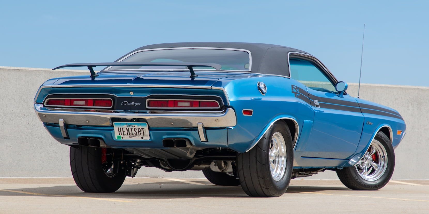 10 Reasons Why Every Gearhead Should Drive An Old Dodge Challenger