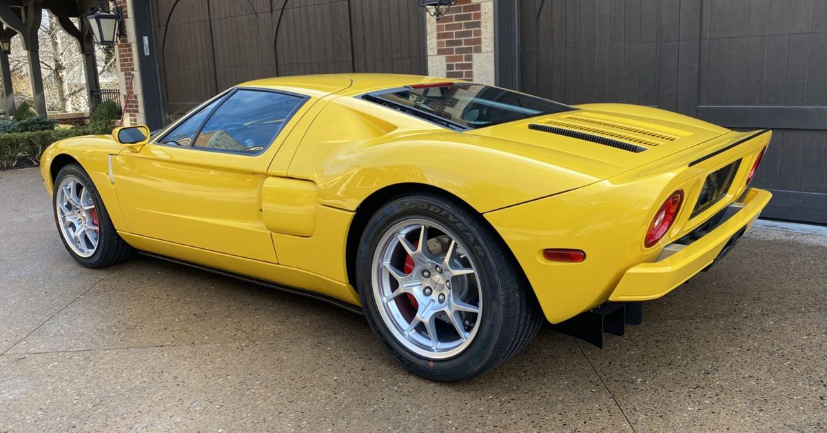 Extremely Rare 1-of-2 2006 Ford GT In Speed Yellow Paint 