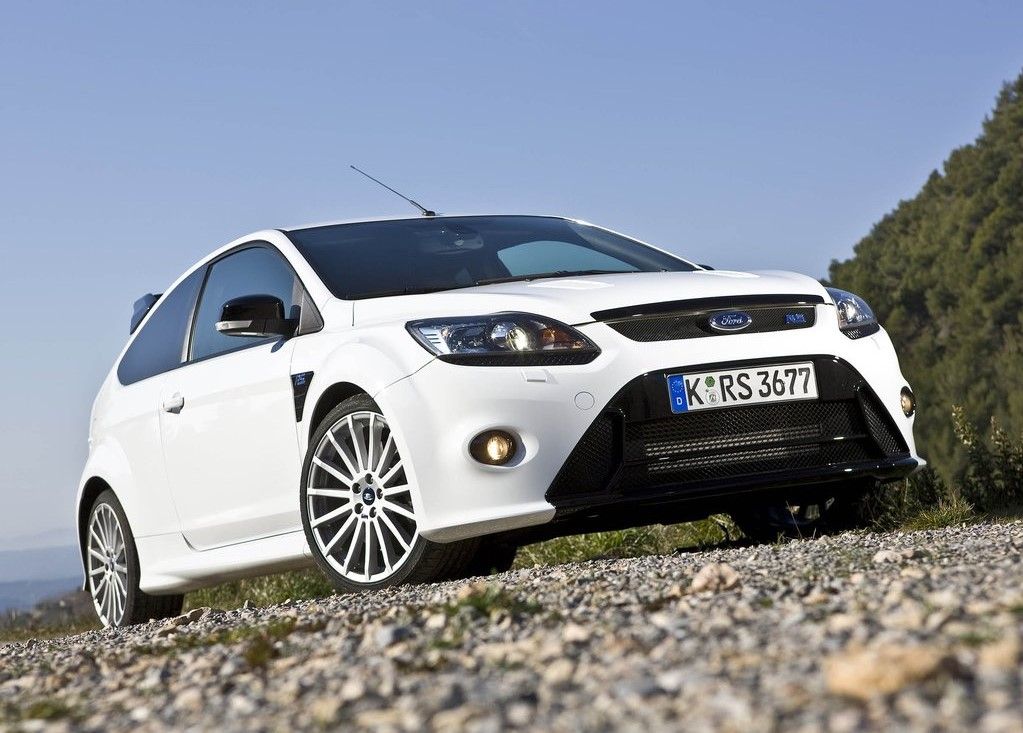 White 2009 Ford Focus RS