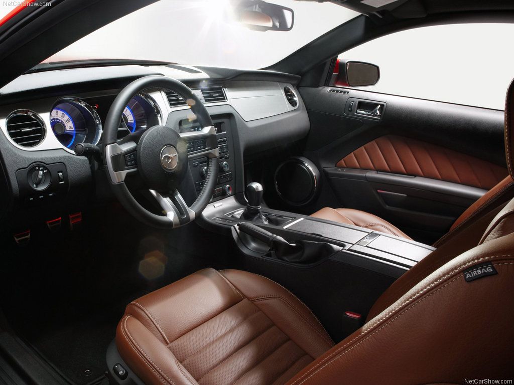 2010 Ford Mustang Interior
