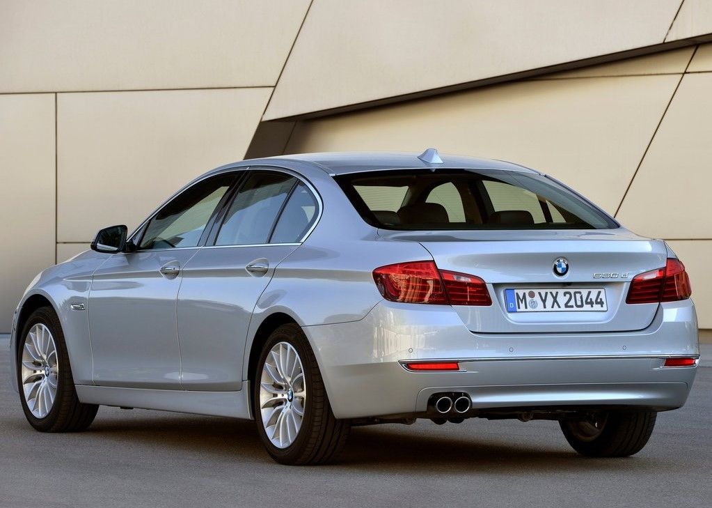 Silver 2014 BMW 5-Series