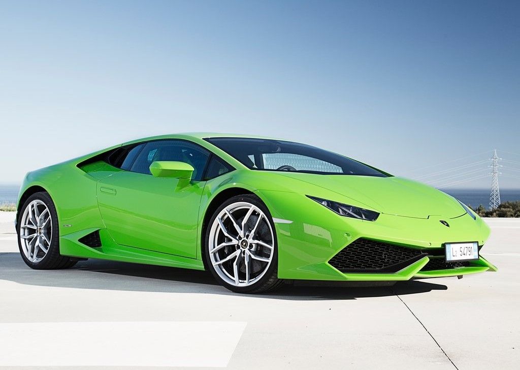 Green 2015 Lamborghini Huracan