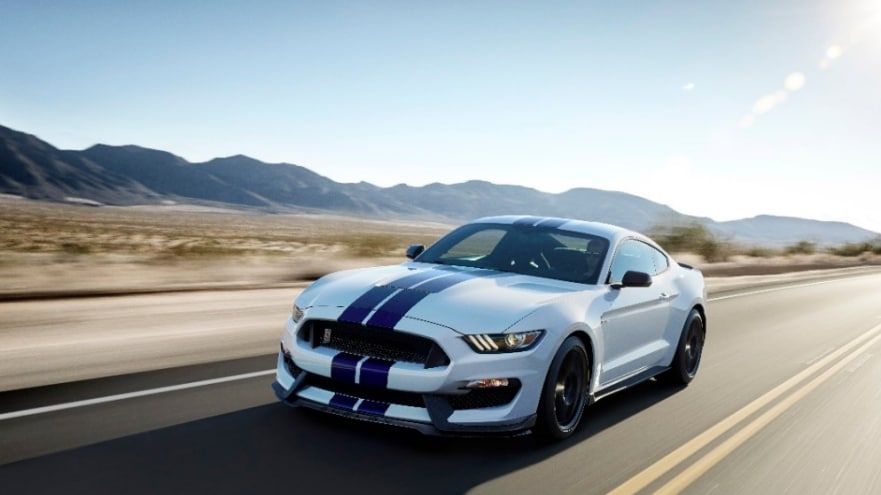 White 2016 Ford Mustang Shelby GT350R