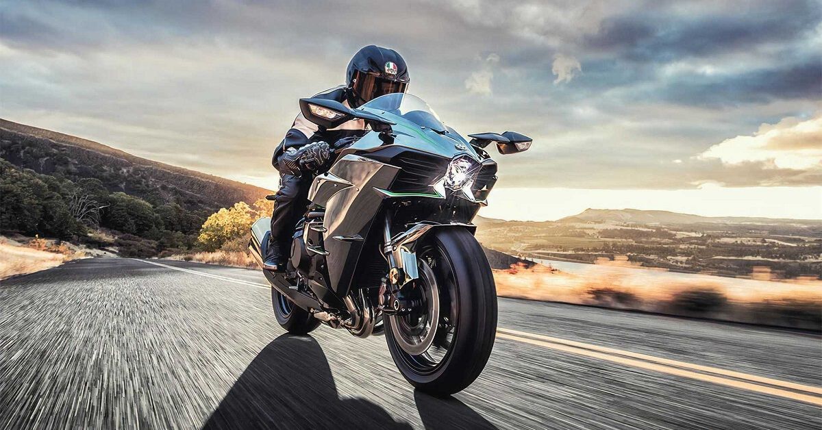 The Kawasaki H2 Is The Famed Top Gun Maverick 2022 Motorcycle