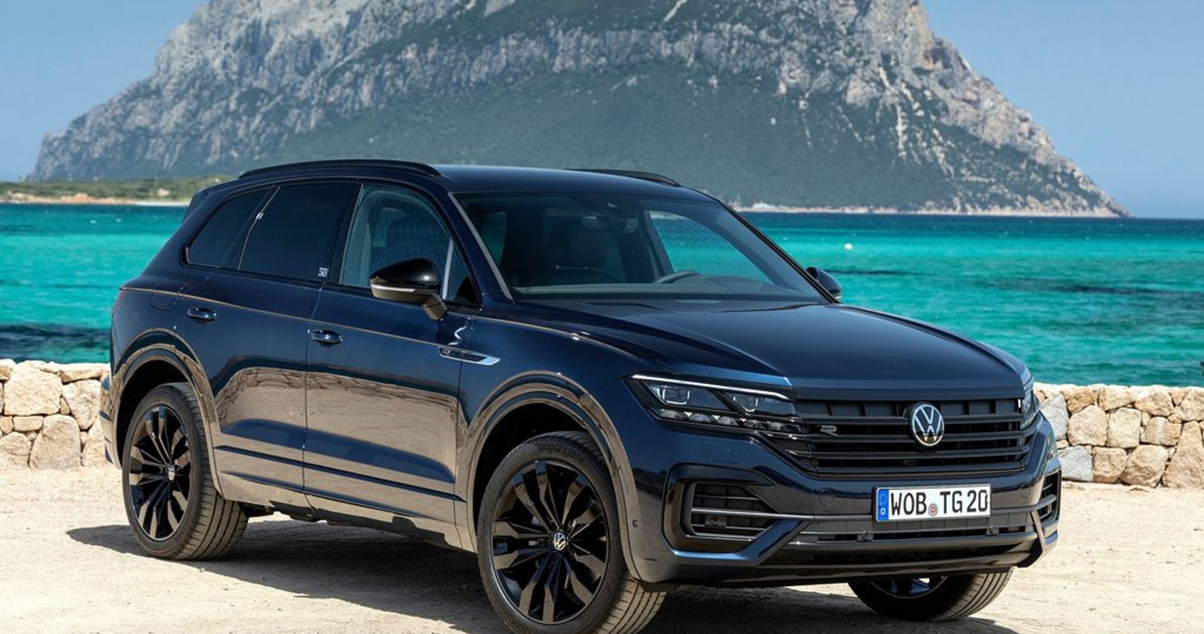 Volkswagen Touareg Edition 20 Looks Awesome In A Special Shade Of Meloe