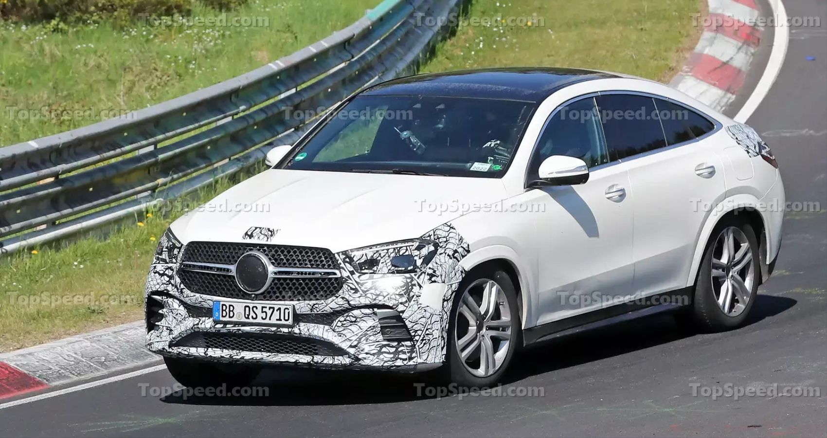 2023 Mercedes GLE Coupe Spy Shots Featured Image