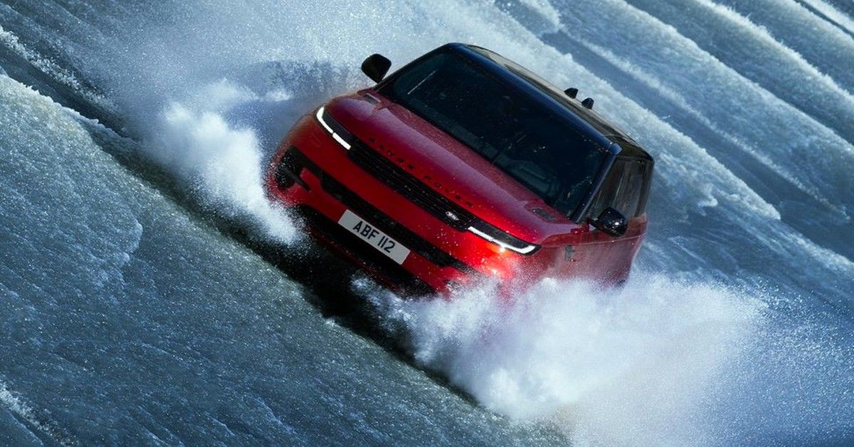 2023 Range Rover Sport in a water body hd wallpaper view