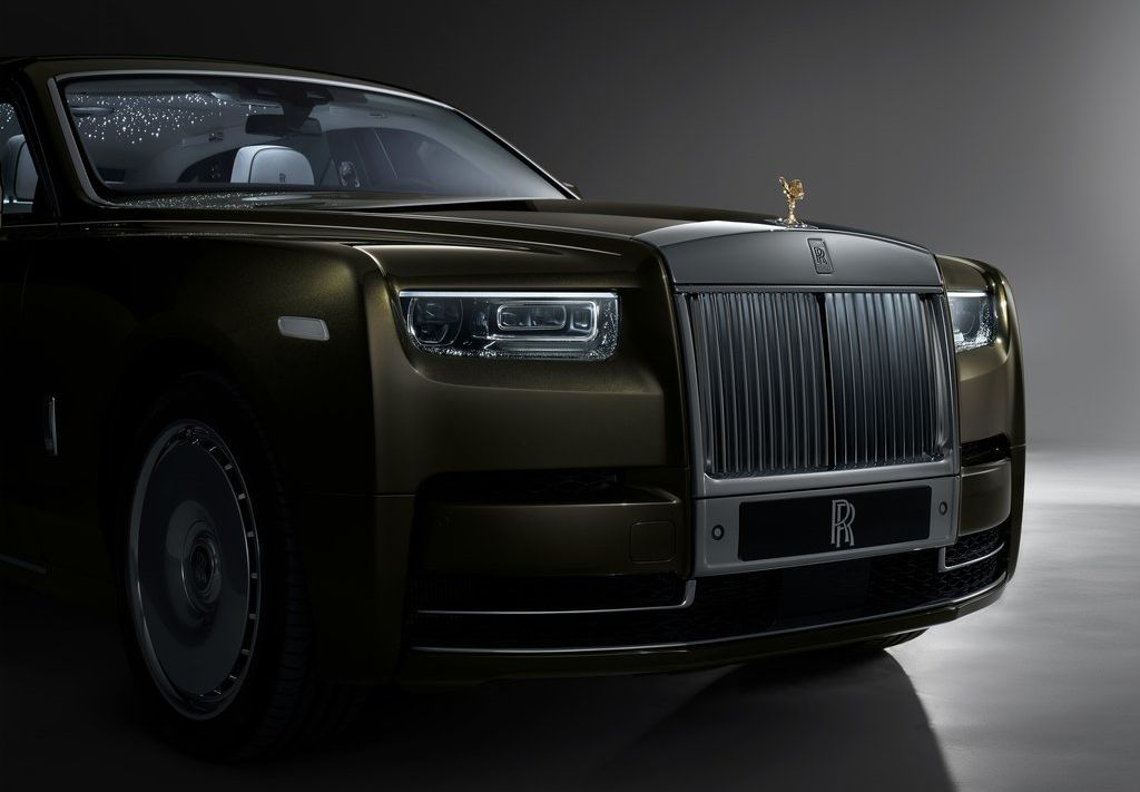 Everything We Know About The 2023 Rolls-Royce Phantom Series II