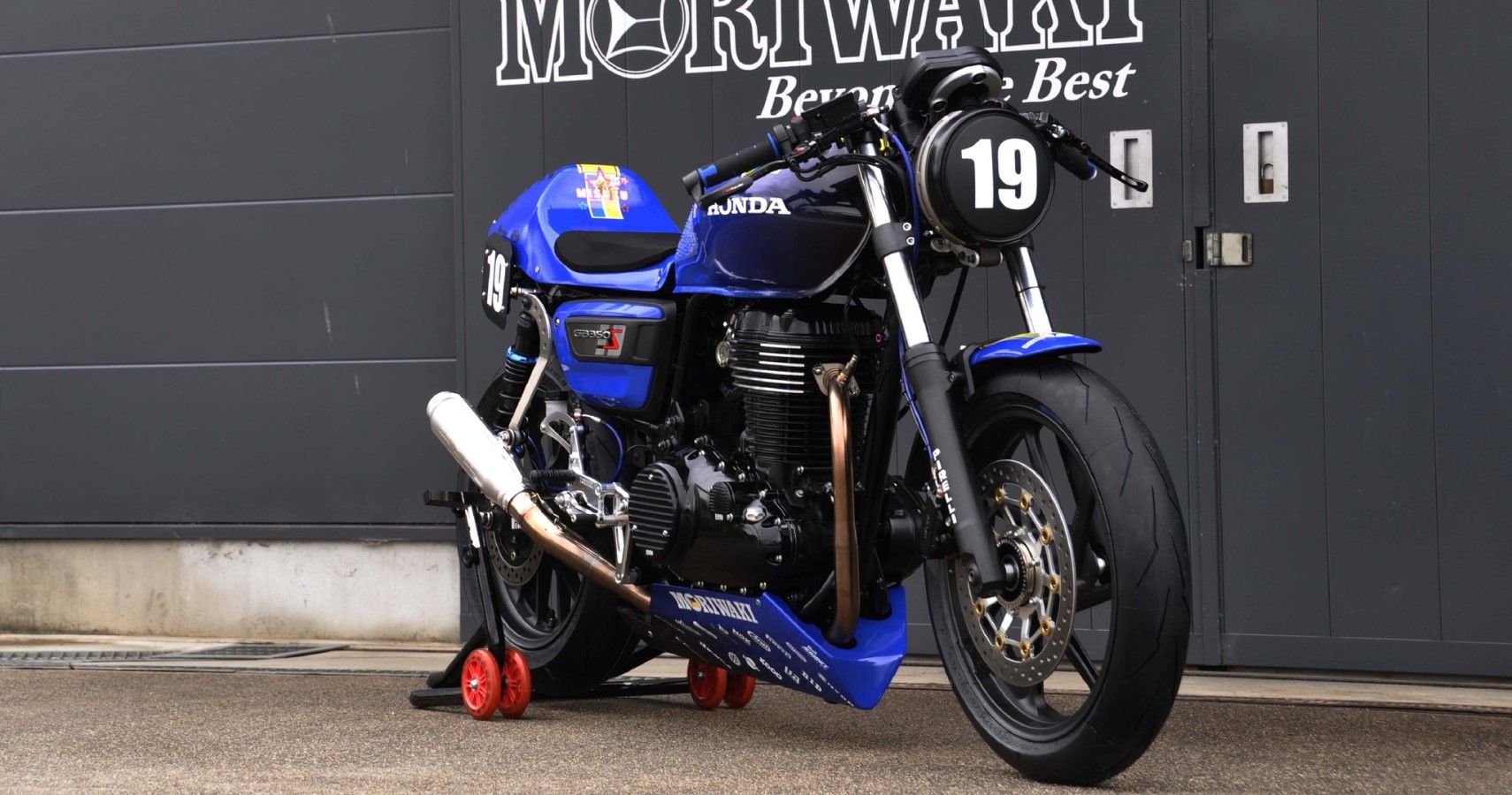 Moriwaki Engineering Transforms A Humble Honda GB350 Into A Track Machine