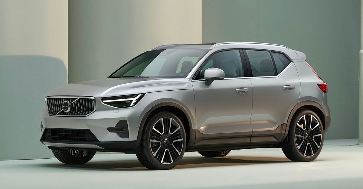 Silver 2023 volvo xc40 parked