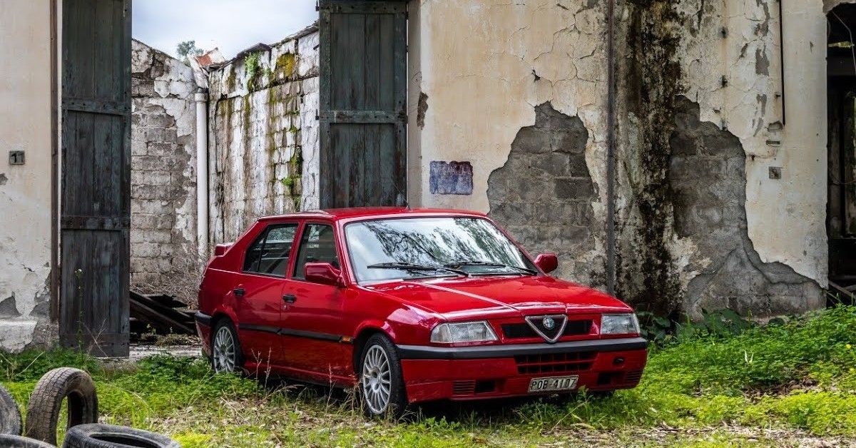 Alfa Romeo 33 (Red) - Front