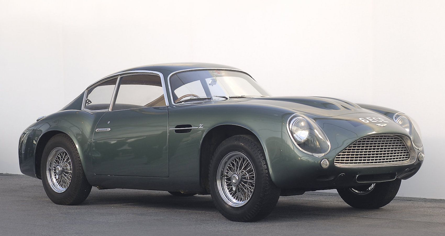 Aston_Martin-DB4_GT_Zagato-1961-Feature