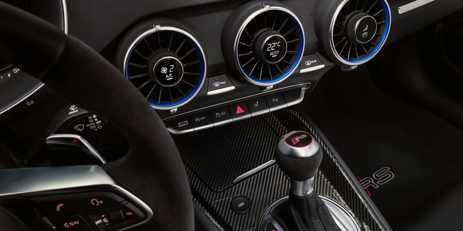 Audi TT RS center console