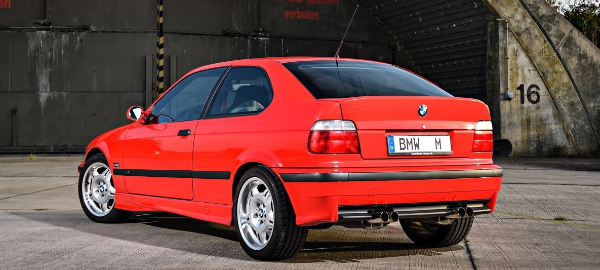 E36 BMW M3 Compact Concept, red, rear quarter view