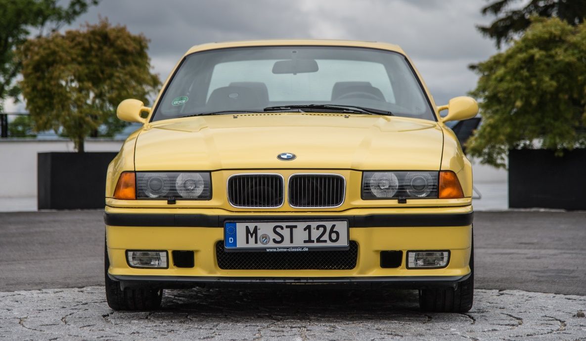 E36 BMW M3, front profile, yellow