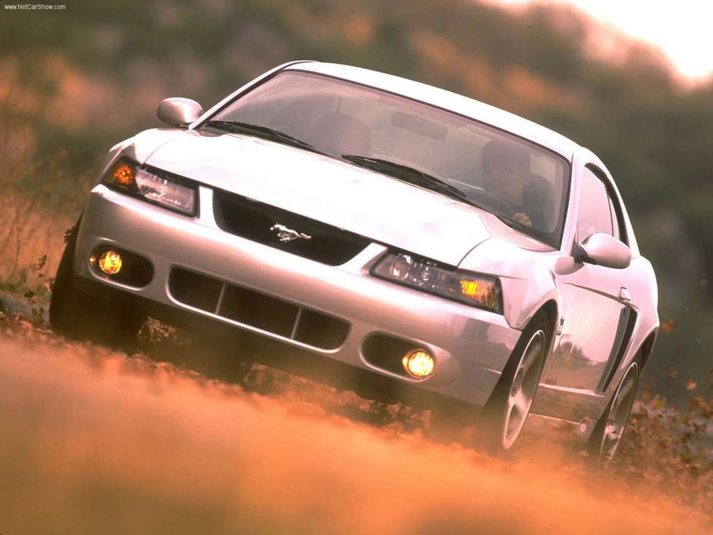 Ford-Mustang_SVT_Cobra-2003-1024-0c