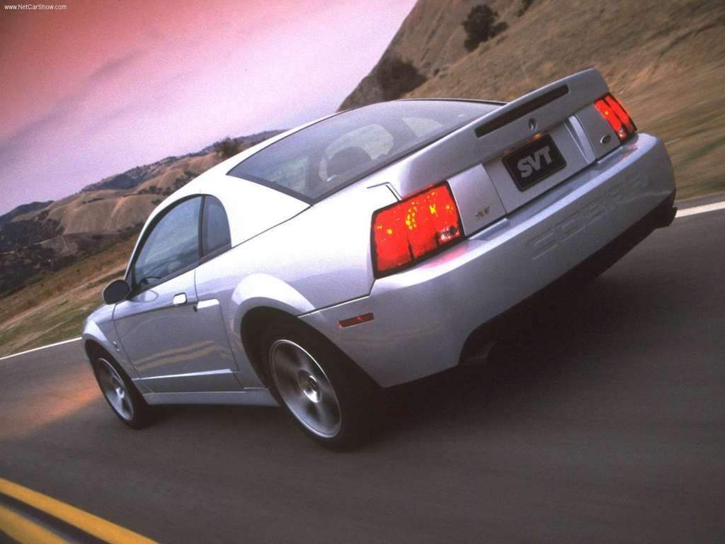 Ford-Mustang_SVT_Cobra-2003-1024-0f