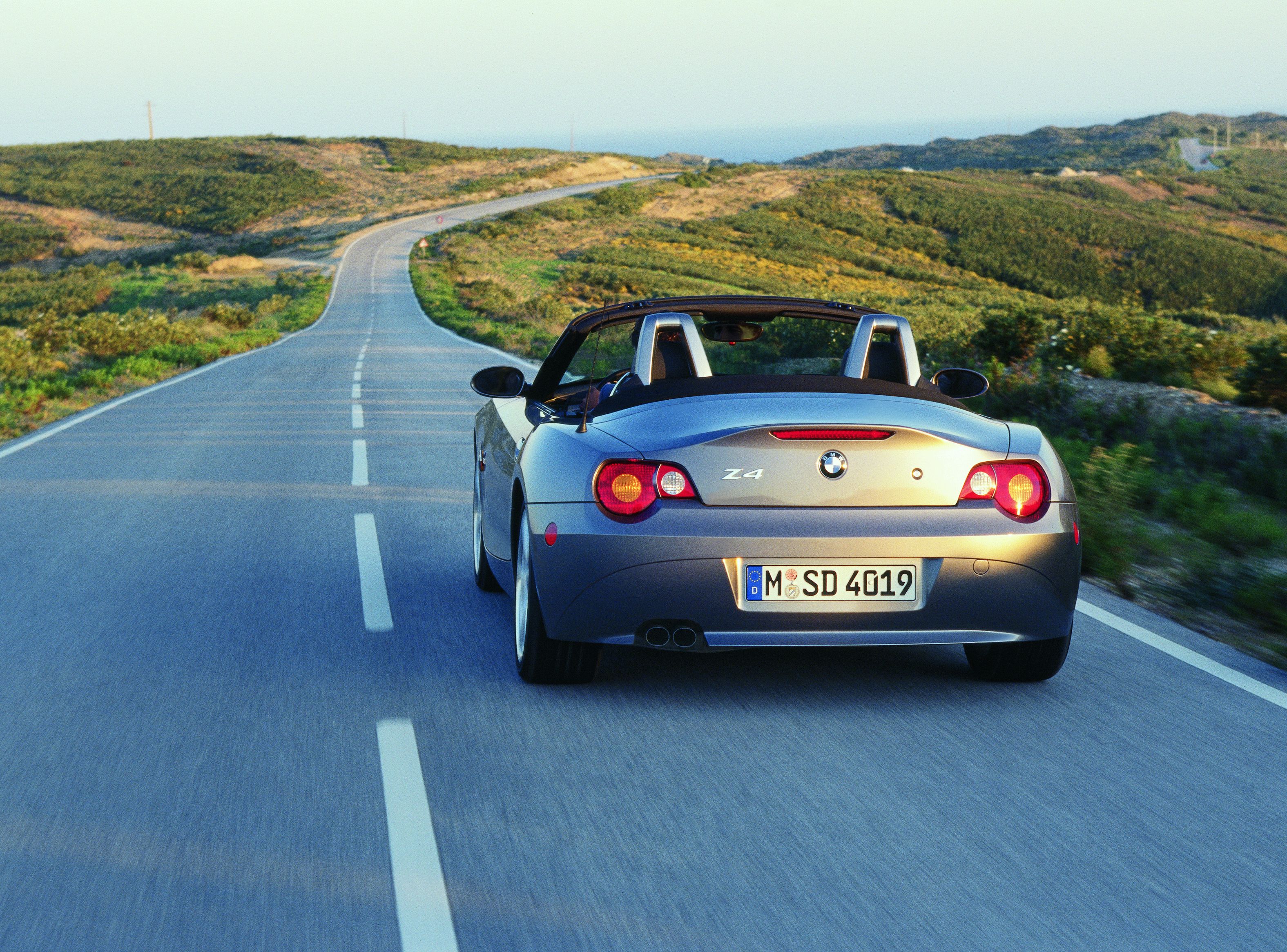 Grey 2002 BMW Z4 rear view